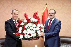 تهنئة 