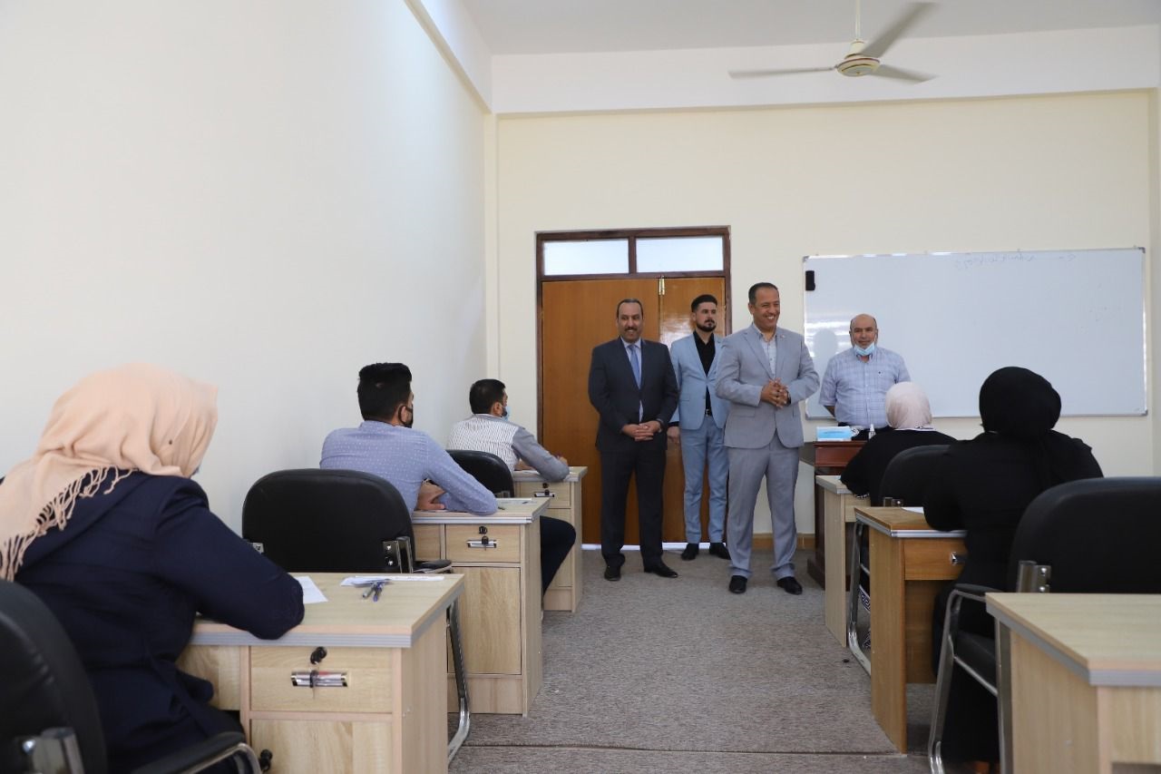 زيارة السيد رئيس الجامعة التفقدية لامتحانات طلبة الدراسات العليا
